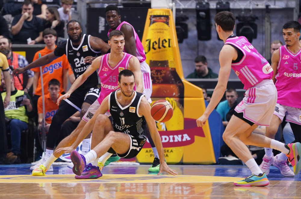 Šok u Nišu: Mega razbila Partizan za finale KRK posle haosa, prekida i pražnjenja Čaira