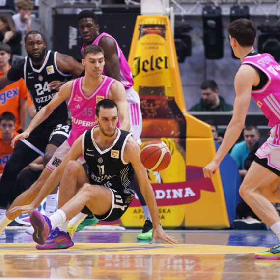 Nastavljen meč u Čairu posle 55 minuta! VIDEO