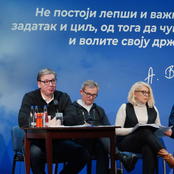 "Šansu za sprovođenje revolucije nemaju"; Vučić: Naše je da pokušamo da ih vratimo u normalan život