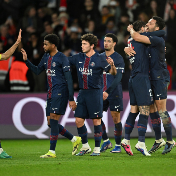 PSŽ se poigrao sa Mecom i ponovo je prvi