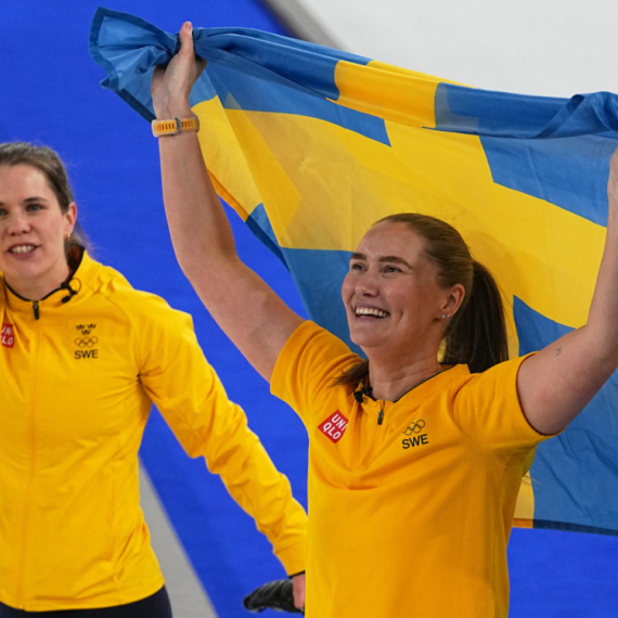 Nemci najbrži u bobu četvorosedu, Šveđanke najbolje u karlingu na ZOI