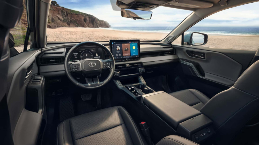 Ova Toyota može da napaja kuću strujom skoro nedelju dana!