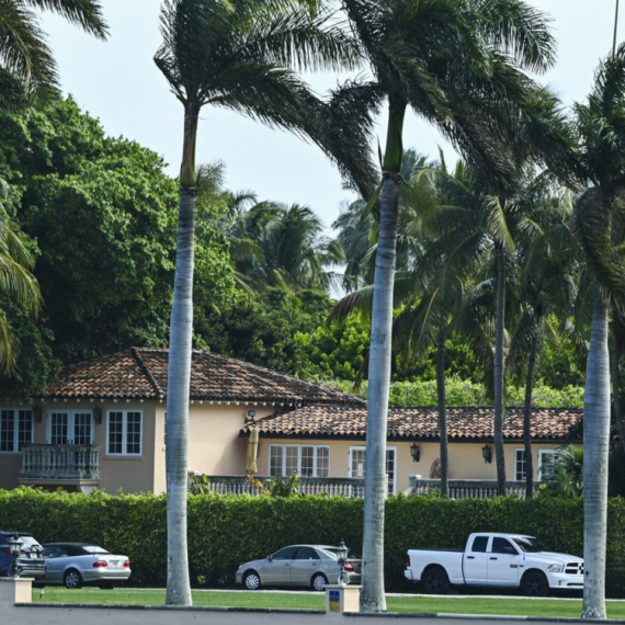 Poznato ko je muškarac koji je upao na Trampovo imanje: Kod sebe imao sačmaricu FOTO/VIDEO