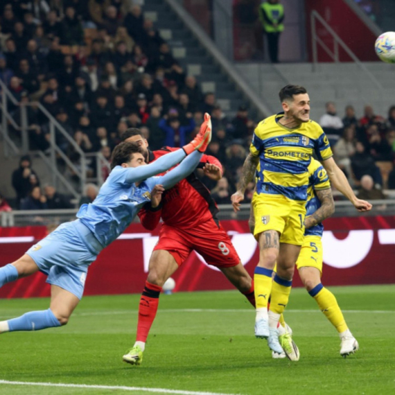 Parma šokirala Milano – Inter stavio šampanjac na hlađenje