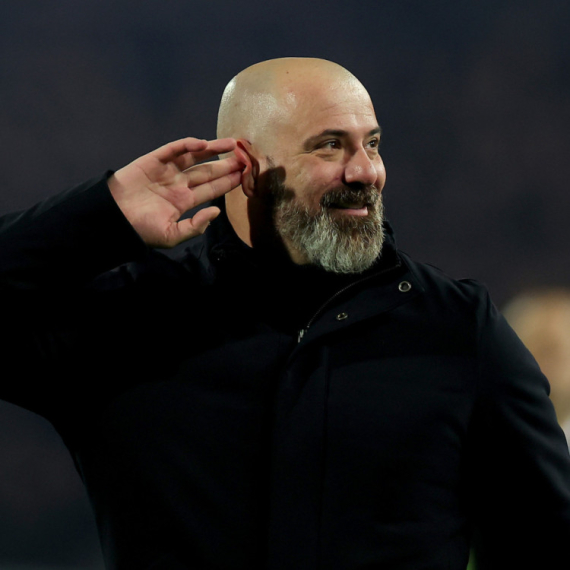 Čekamo obraćanje Stankovića