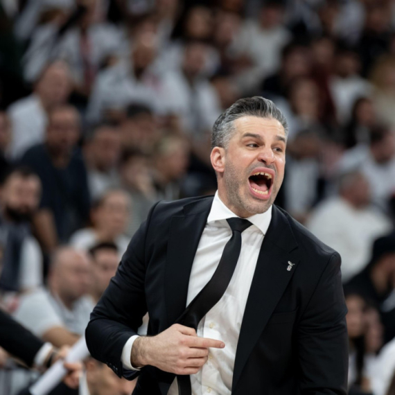 Alimpijević "poludeo" zbog sudija: "Ne moram da budem trener u Turskoj" VIDEO