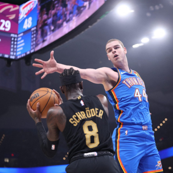 Šruder hteo da se bije sa Topićem, pa se zaustavio VIDEO