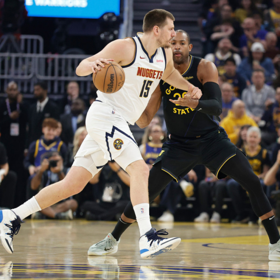 Jokić niže asistencije i skokove – Denver u minusu VIDEO