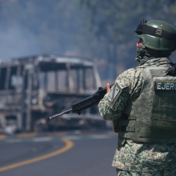 Bukti rat na ulicama Meksika; Počela brutalna osveta – ima mrtvih FOTO/VIDEO