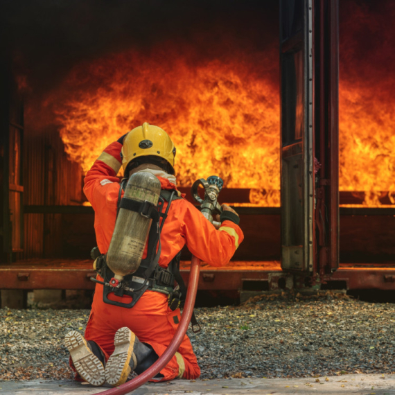 Zapaljen restoran u Beogradu: Policija izvršila uviđaj VIDEO