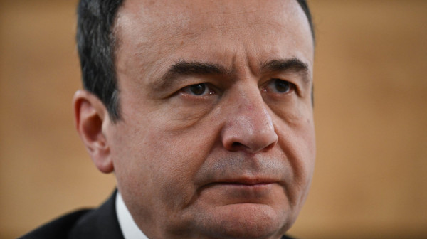 Petković o skidanju srpskih zastava u Gračanici: "Kurti nastavlja sa kršenjem prava Srba"