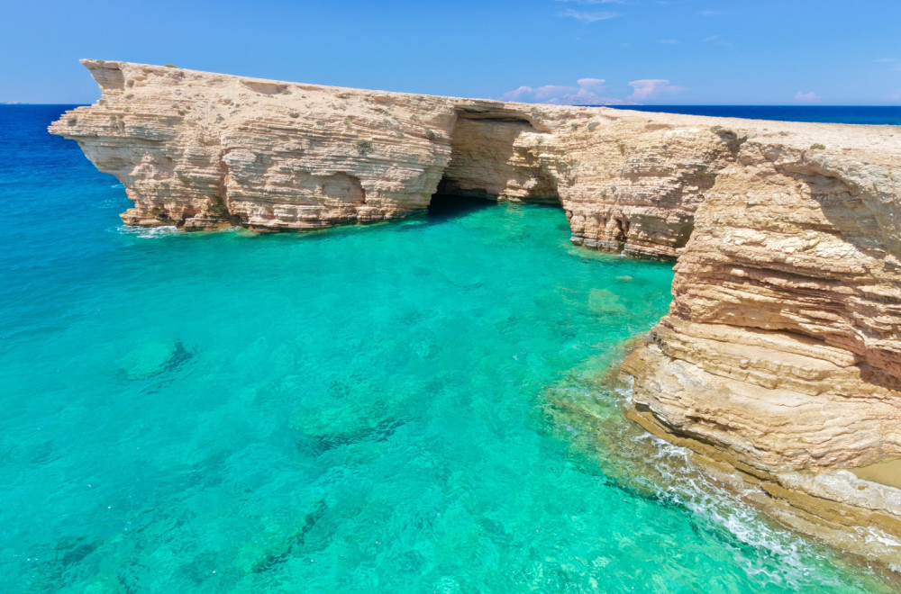 Ove godine zabranjeno postavljanje ležaljki na plažama u Grčkoj
