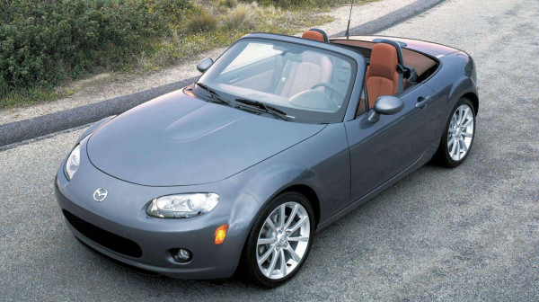 Mazdini inženjeri su tajno napravili Miatu sa V6 motorom – nikad nije stigla u proizvodnju