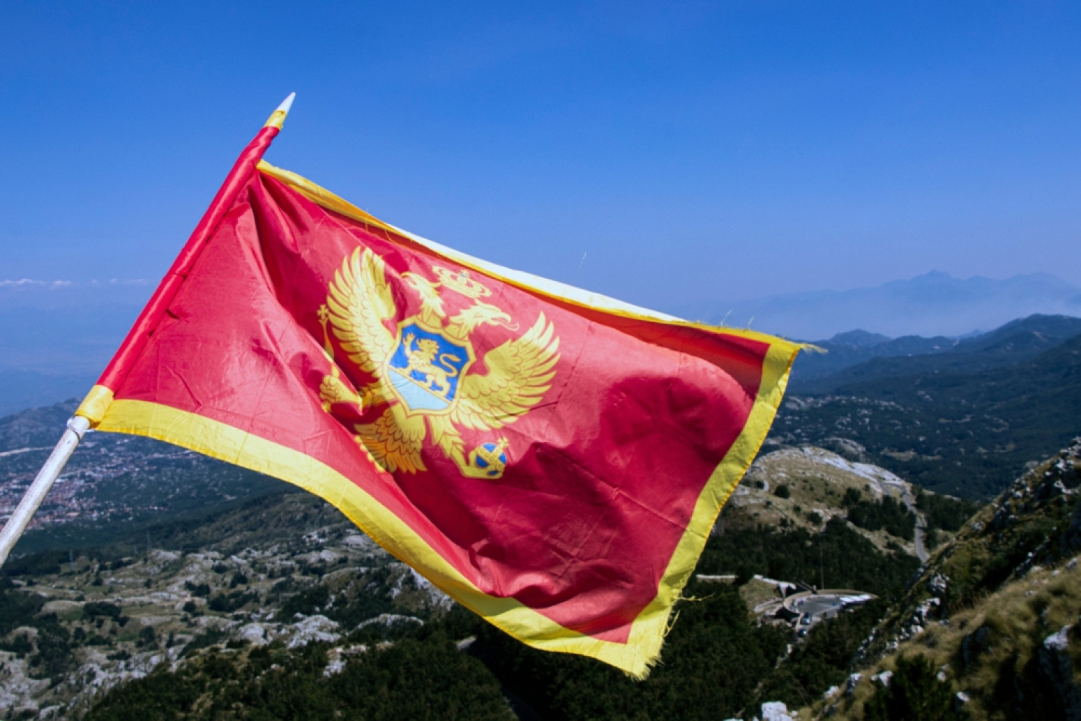 Crnogorska zastava digla London na noge: Kič, narušava sklad