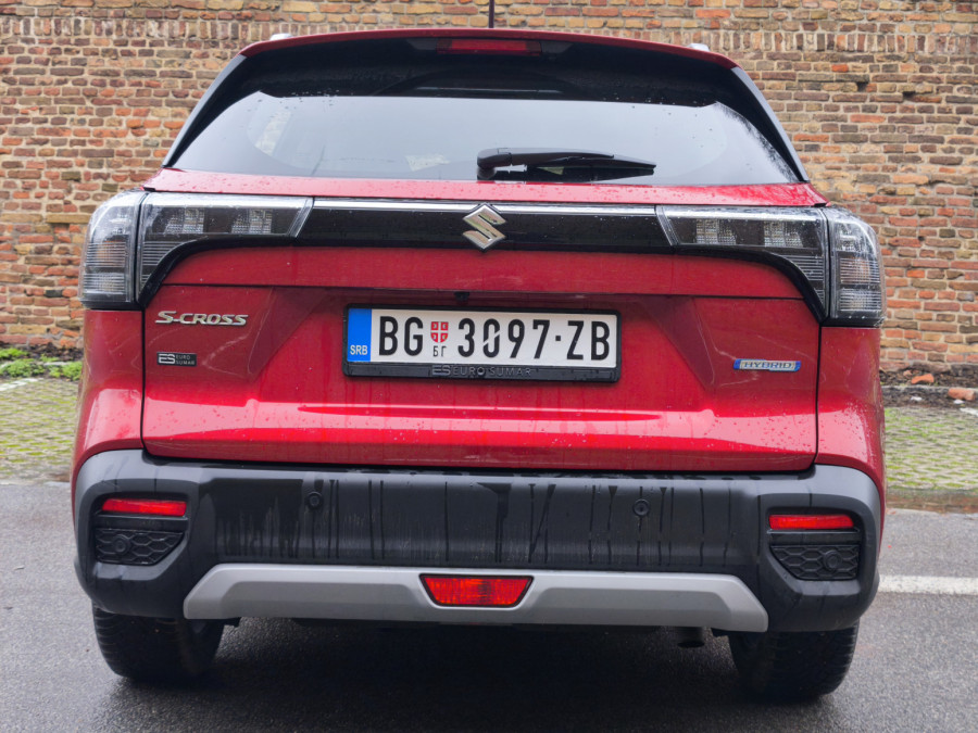 Vozili smo: Suzuki S-Cross – zlatna sredina