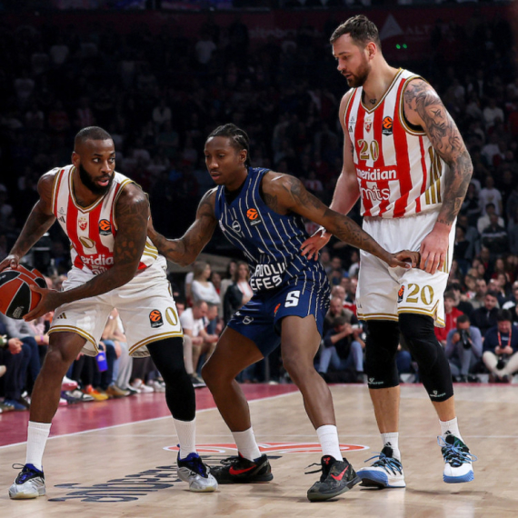 Sedam trojki Batlera – 17. pobeda Zvezde