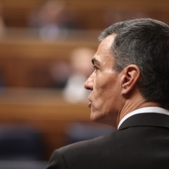 Desničari tvrde: Pedro Sančez umire