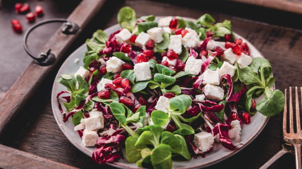 Svi jedu zelenu, ali ova salata je pravi nutritivni "šampion": Puna ja vitamina i antioksidansa