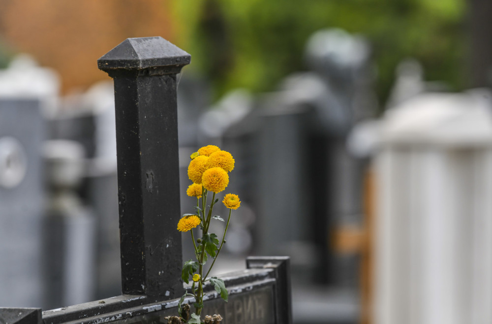 Šta su naknade za zakup, uređenje i održavanje površine groblja i kada se plaćaju? VIDEO