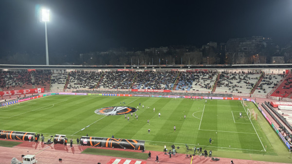 Zvezda napada 1/8 LE – Stanković odredio startnih 11, mizerna podrška za Lil