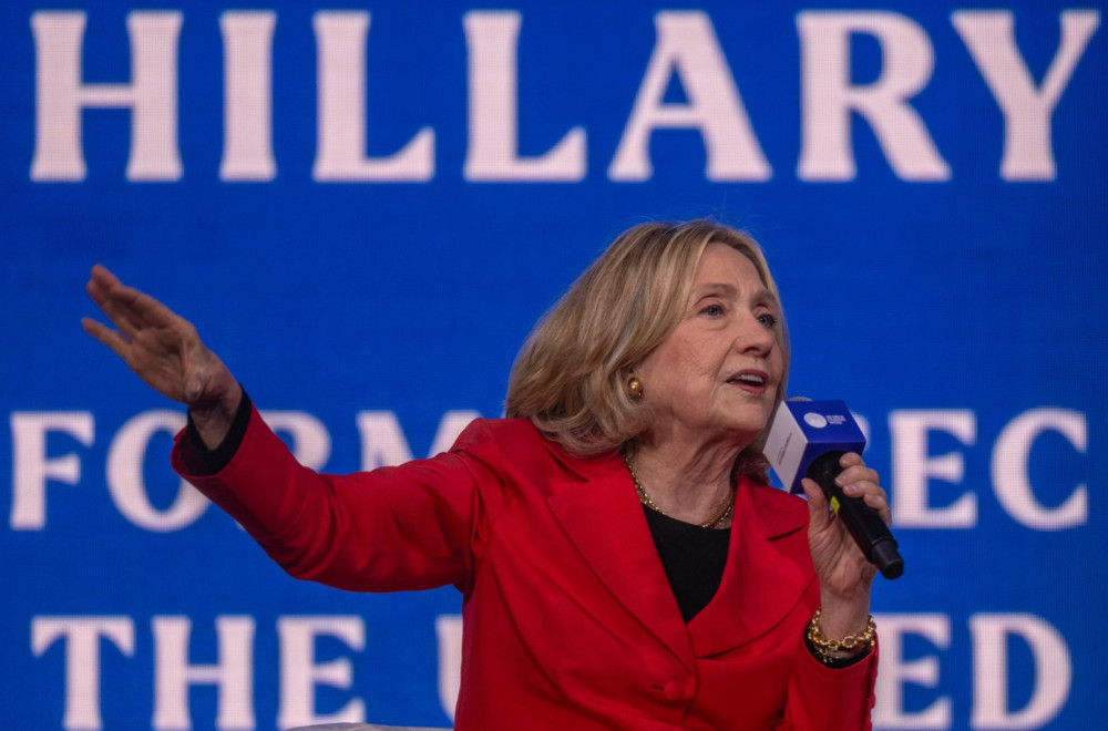 Prekinuto svedočenje Hilari Klinton o Epstajnu: "Srce mi se slama zbog žrtava" FOTO