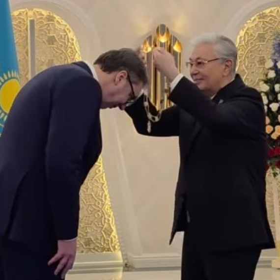 Tokajev odlikovao Vučića Ordenom zlatnog orla – najvišim priznanjem koje postoji u Kazahstanu VIDEO