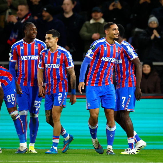 "OrlovI" sleću na Kipar; Težak posao za Hrvate i Slovence