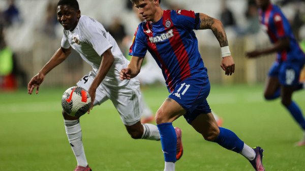 Produžio ugovor, pa se seli u Austriju?