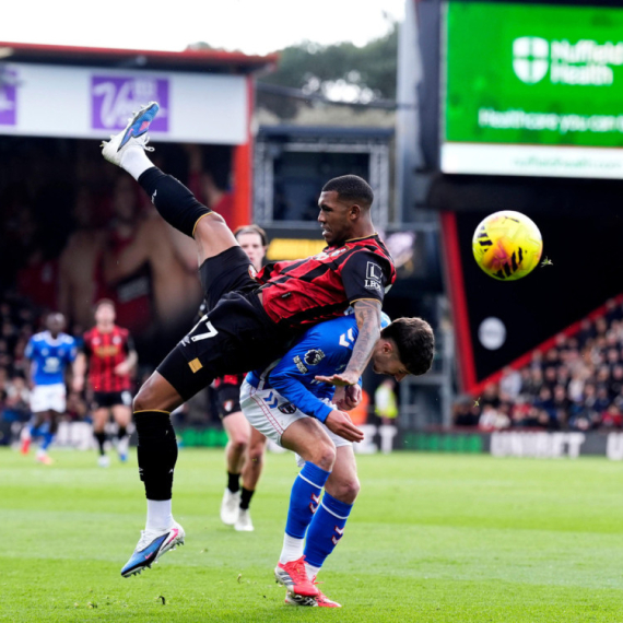 Bornmut i Sanderlend podelili bodove