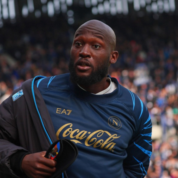 Napoli se mučio sa fenjerašem – Lukaku doneo tri boda