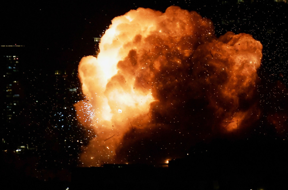 Bukti rat na Bliskom istoku: Vrhovni vođa je mrtav; Iran uzvratio udarac; Ceo svet je na nogama FOTO/VIDEO