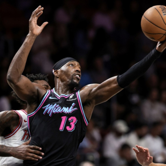 Majami preslišao Hjuston – Jović ponovo van terena