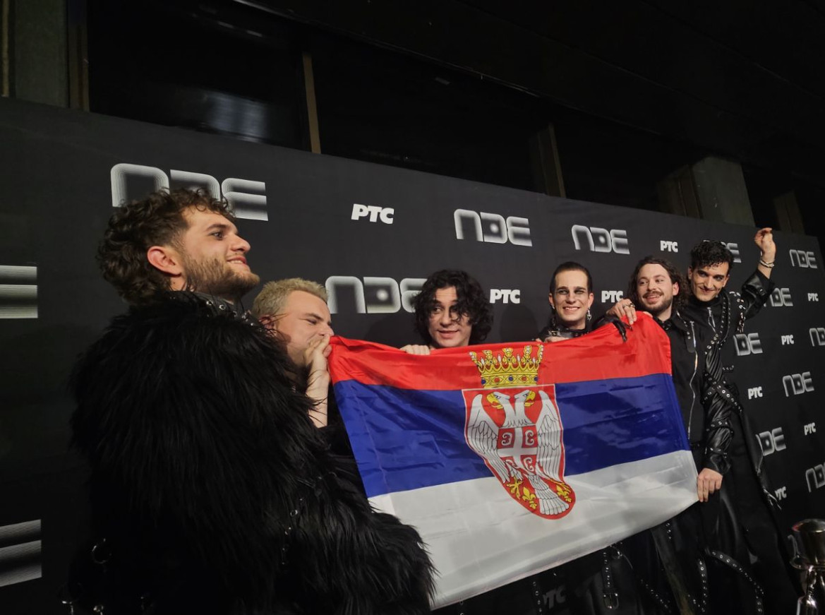 Grupa Lavina otpevala čuveni evrovizijski hit: Svi oduševljeni, reakcije se nižu VIDEO