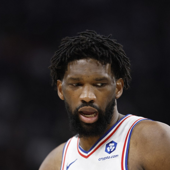 Problemi za Filadelfiju – ponovo se povredio Embid