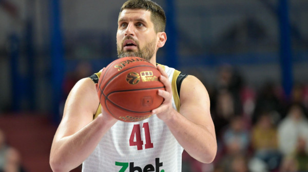 Gagić usred haosa na Bliskom istoku citira Vujoševića: "Mi smo 'deca devedesetih'"