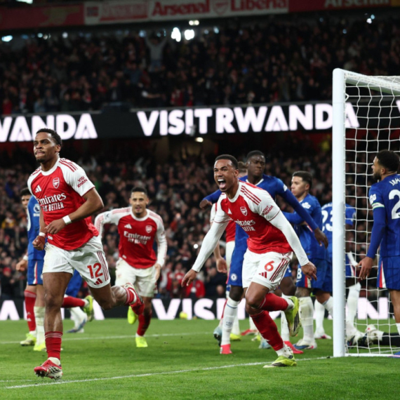 Korneri su najveća snaga Arsenala – pao je i Čelsi, titula se vidi sa Emirejtsa VIDEO