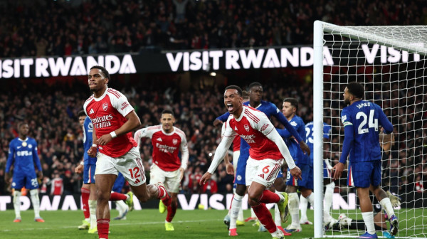 Korneri su najveća snaga Arsenala – pao je i Čelsi, titula se vidi sa Emirejtsa VIDEO