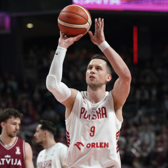 Poljska demonstrirala silu – Lojd ponovo "uništio" Letoniju, pratio ga i bivši košarkaš Partizana