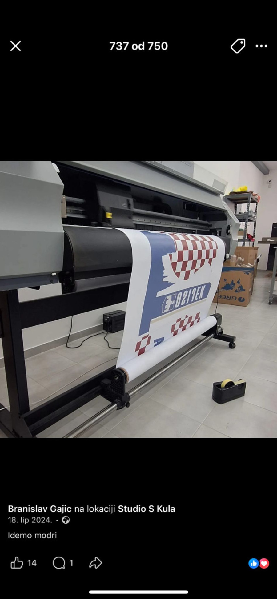 Blokaderi u Kuli štampaju hrvatske dresove FOTO