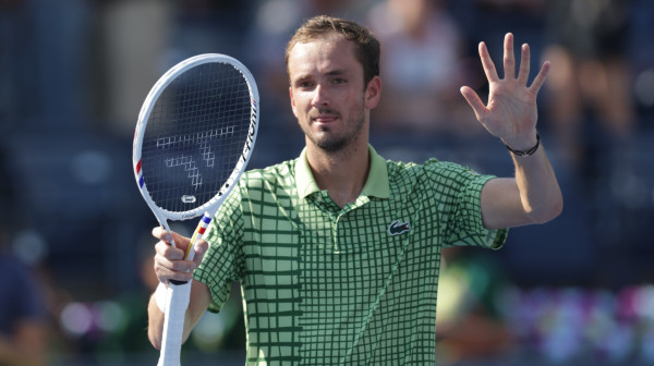 "Zarobljeni" teniseri u Dubaiju odbili alternative – ostaju gde su