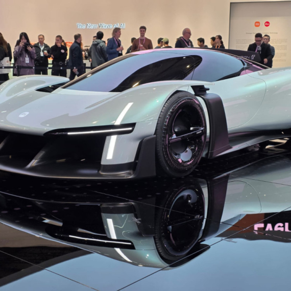 Automobil iz igrice pred našim očima: Xiaomi Vision Gran Turismo prikazan u Barseloni FOTO