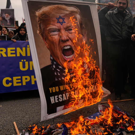 Otkriveno: Ovako je Tramp izdao naređenje za napad na Iran