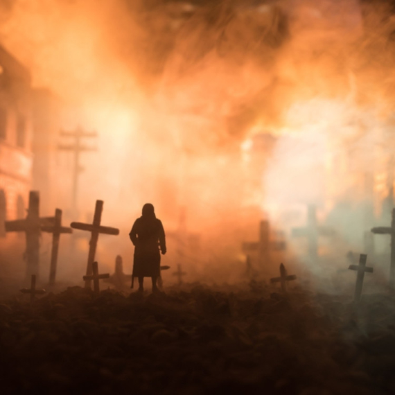 Baba Vanga predvidela početak Trećeg svetskog 2026, a evo šta je rekao Nostradamus FOTO