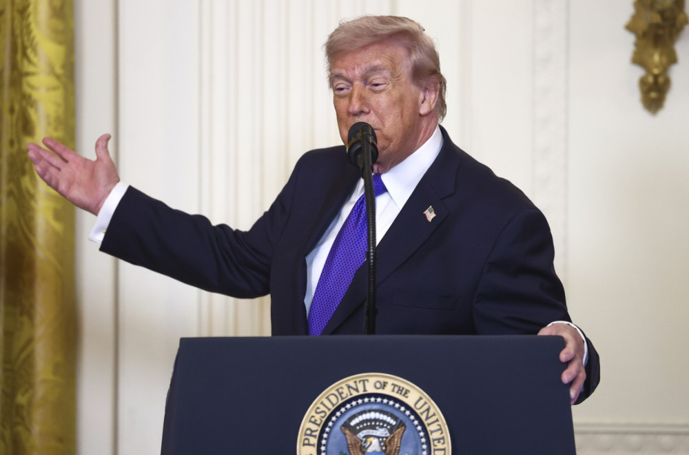 Tramp ponovo kritikovao Zelenskog