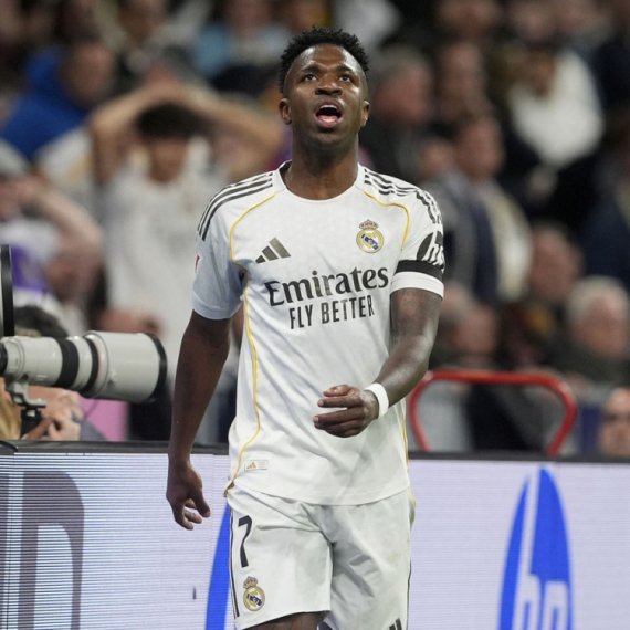 Osveta se služi hladna – fudbaler Hetafea provocirao Vinisijusa VIDEO