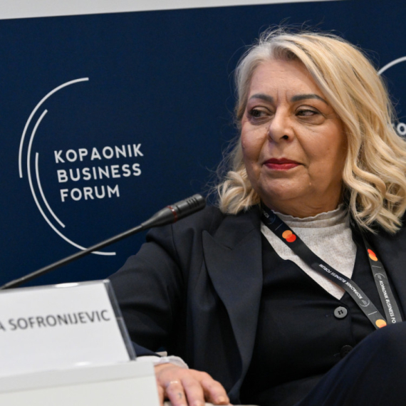 Sofronijević: "Kreće voz do Budimpešte, cena 25 evra" VIDEO