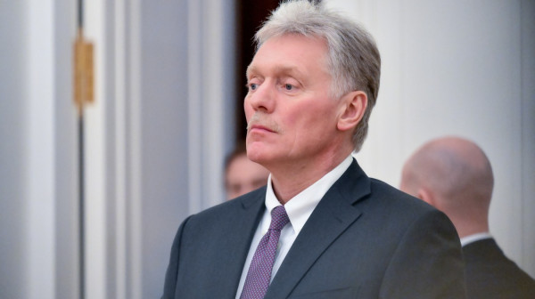 Peskov poručio: "Vratite se i poštujte zakon"