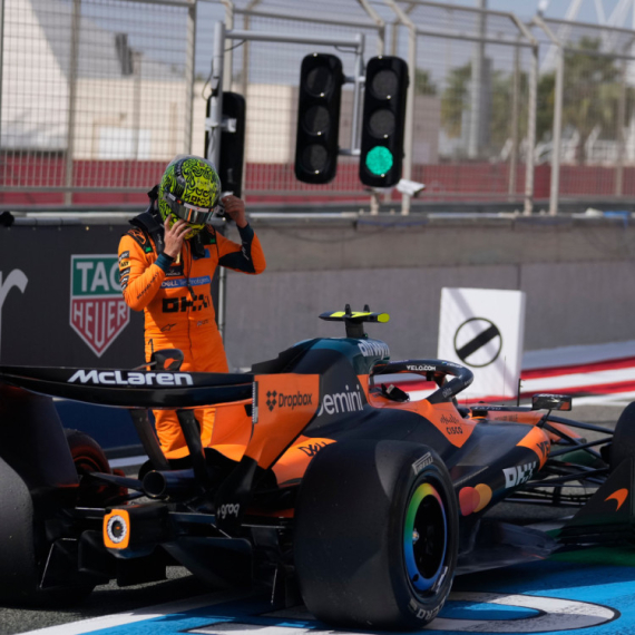 Meklaren se budi u Japanu