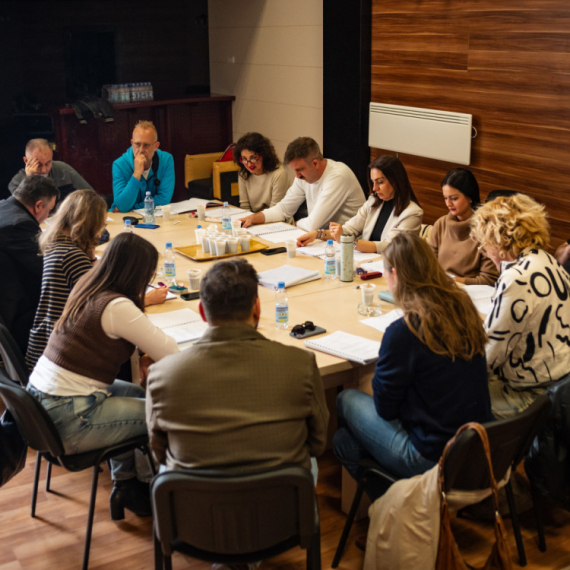 Još jedna dramska premijera u aprilu u Srpskom narodnom pozorištu FOTO