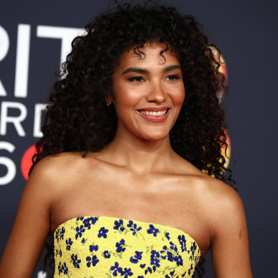 Dok su svi birali klasiku, ona je najavila najveći trend za proleće i ukrala šou FOTO/VIDEO